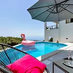فيلة Vivace Mit Pool Und Traumhaften Meerblick *