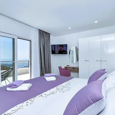 Vivace Mit Pool Und Traumhaften Meerblick Veliko Brdo (Makarska)