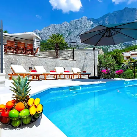 Vivace Mit Pool Und Traumhaften Meerblick