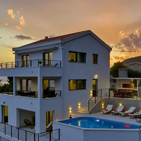 Vivace Mit Pool Und Traumhaften Meerblick فيلة *