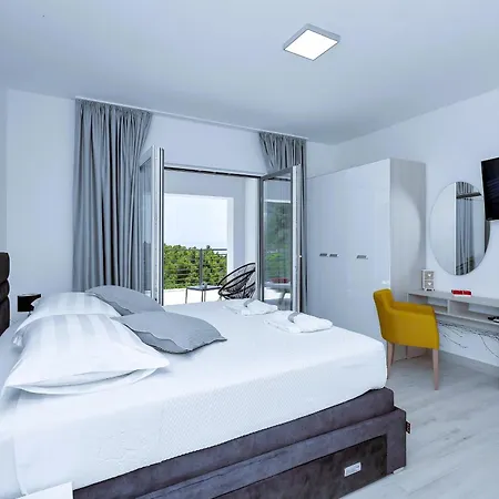 Vivace Mit Pool Und Traumhaften Meerblick Veliko Brdo (Makarska)