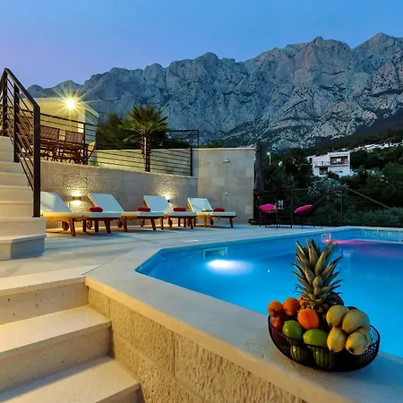 Vivace Mit Pool Und Traumhaften Meerblick Villa