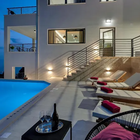 Villa Vivace Mit Pool Und Traumhaften Meerblick *