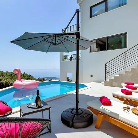 Vivace Mit Pool Und Traumhaften Meerblick Veliko Brdo (Makarska)