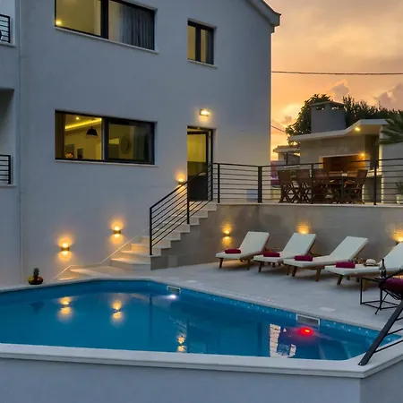 Vivace Mit Pool Und Traumhaften Meerblick Villa Veliko Brdo (Makarska)