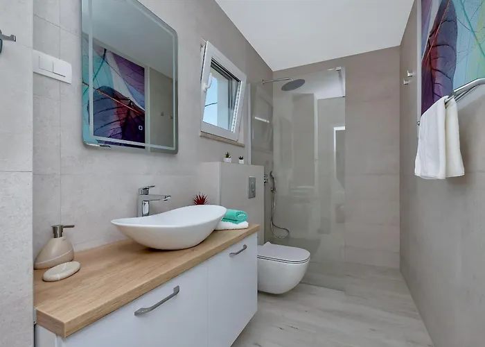 فيلة Vivace Mit Pool Und Traumhaften Meerblick ماكارسكا