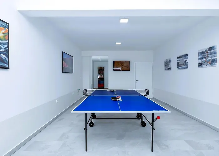 Vivace Mit Pool Und Traumhaften Meerblick ماكارسكا