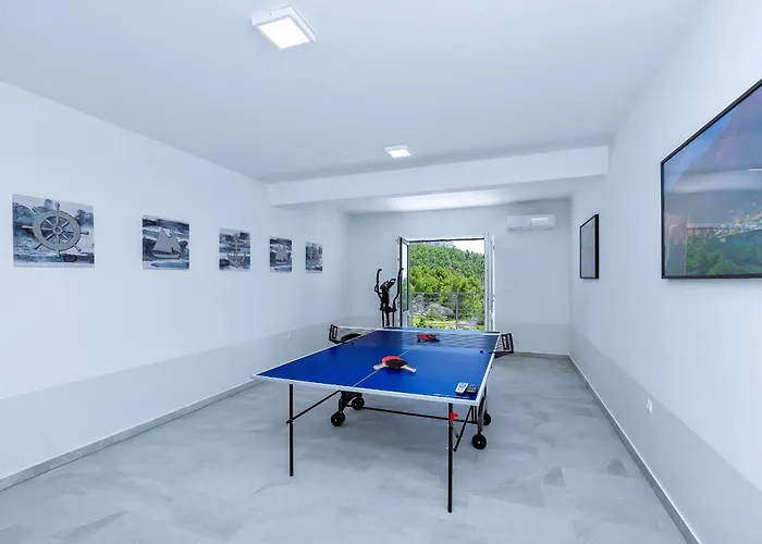 Vivace Mit Pool Und Traumhaften Meerblick فيلة