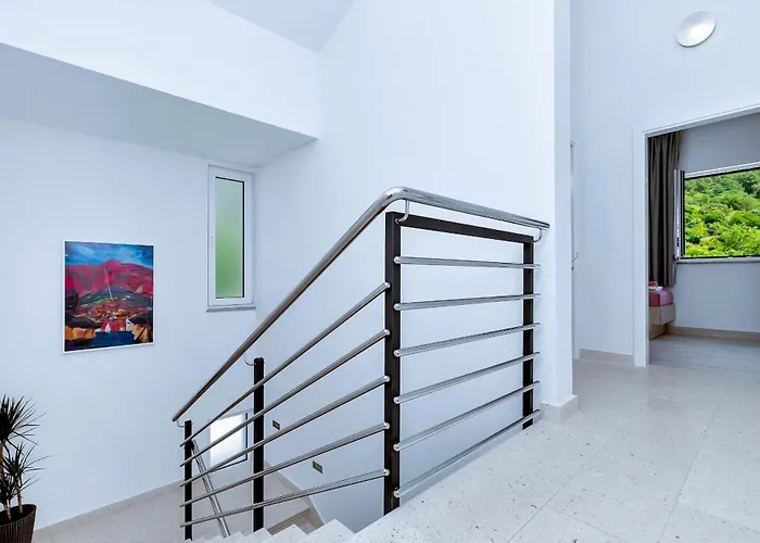 Vivace Mit Pool Und Traumhaften Meerblick فيلة ماكارسكا