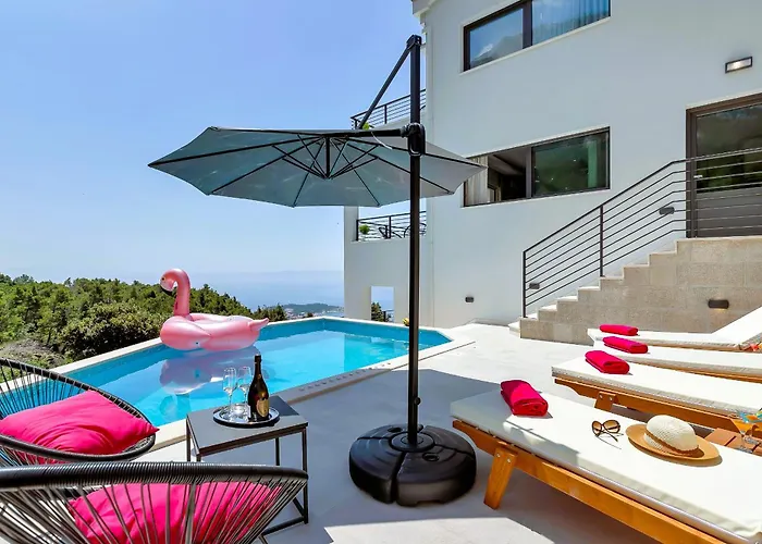 Vivace Mit Pool Und Traumhaften Meerblick ماكارسكا