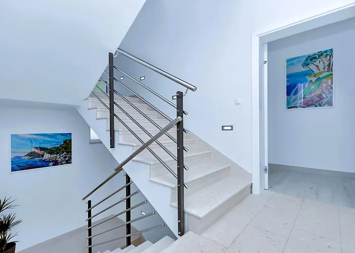 Vivace Mit Pool Und Traumhaften Meerblick فيلة ماكارسكا