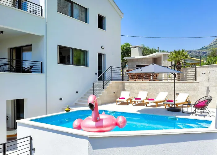 Vivace Mit Pool Und Traumhaften Meerblick